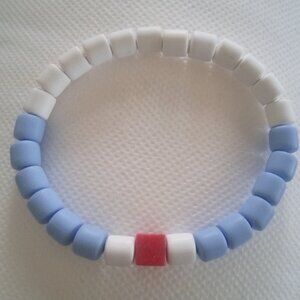 Bracelet...stretch bracelet...7.5" inches